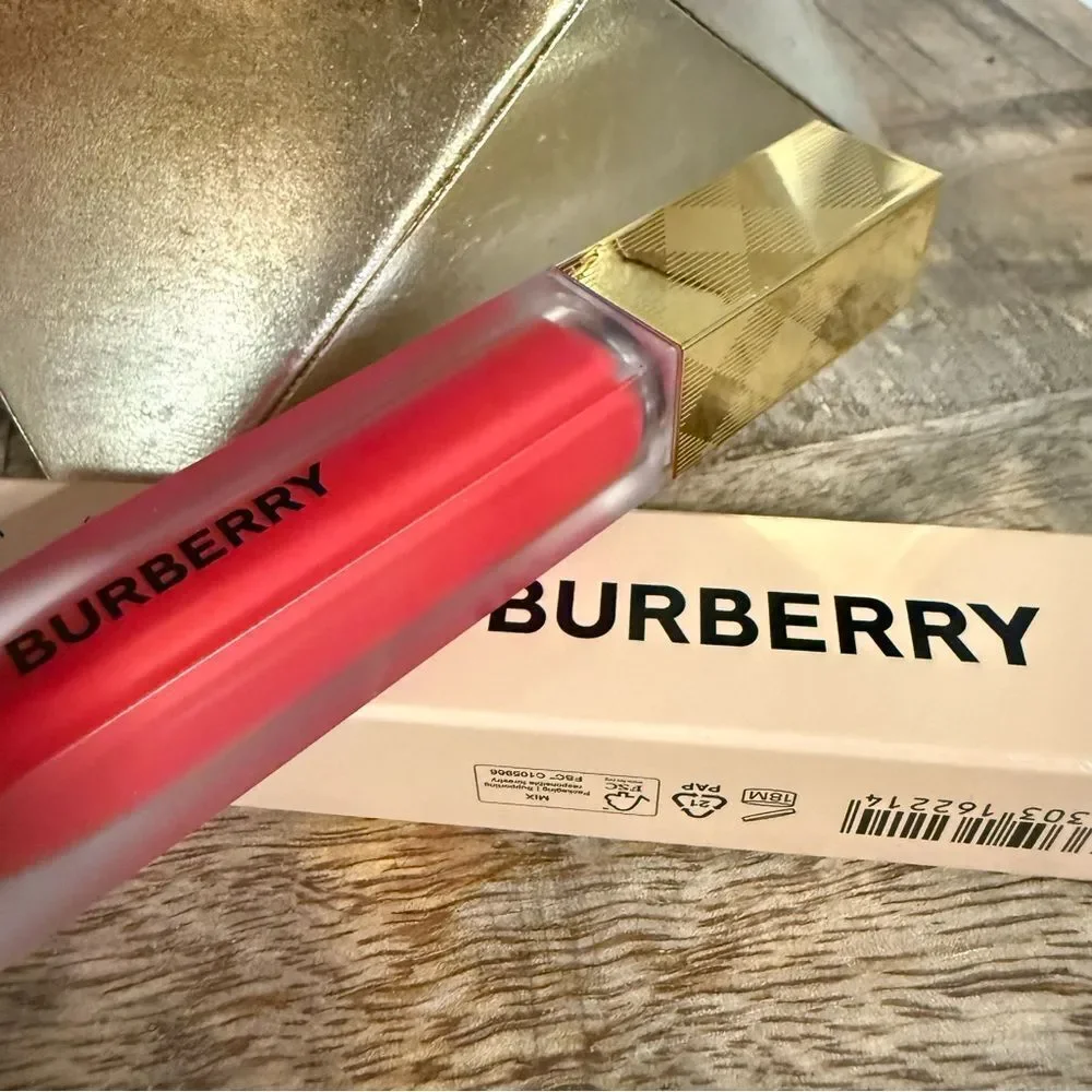 Burberry Kisses Liquid Matte Lipstick – Shade 106 “The Red” True Luxury Red